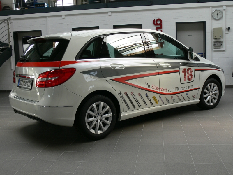 Fahrzeugbeschriftung Mercedes B-Klasse