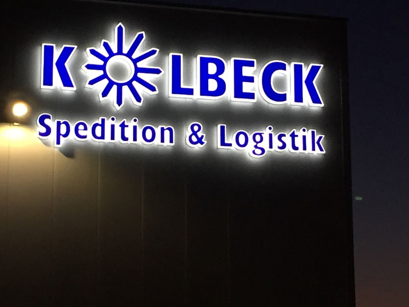 Neue Außenwerbung für Kolbeck Logistik Lohne